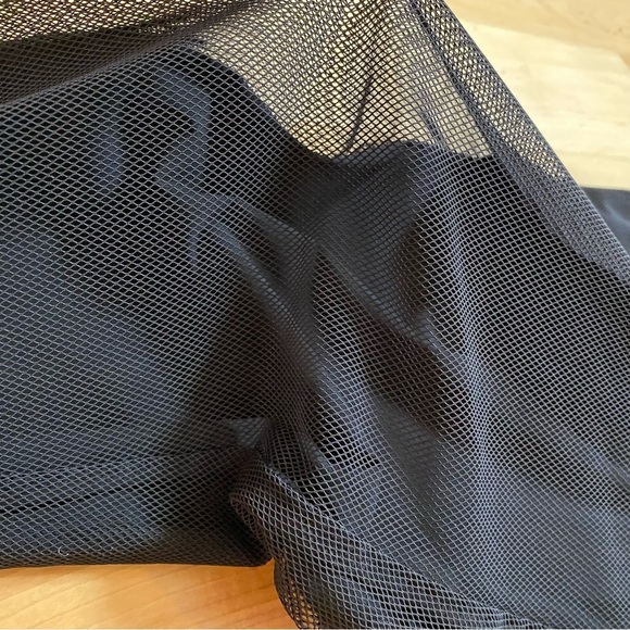 Lululemon Modern Netted Overlay Jogger in Black - Picture 5 of 16
